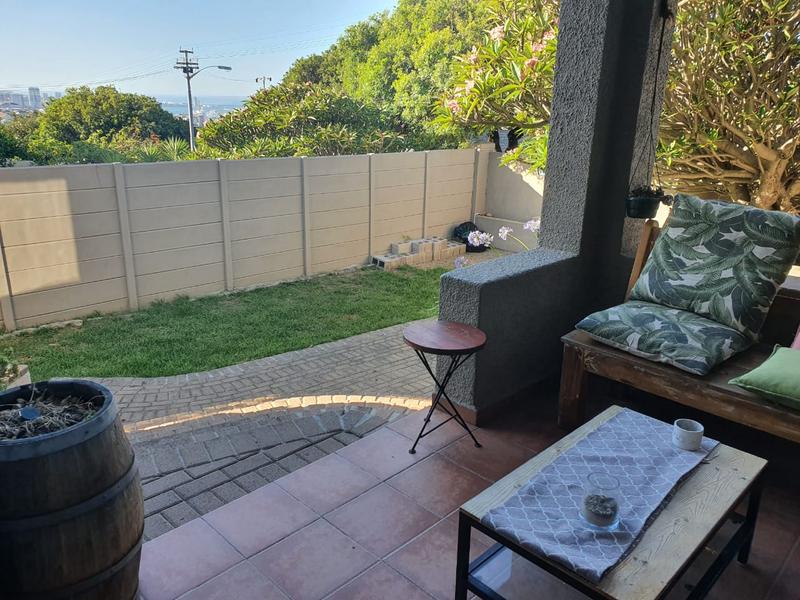 To Let 4 Bedroom Property for Rent in University Estate Western Cape